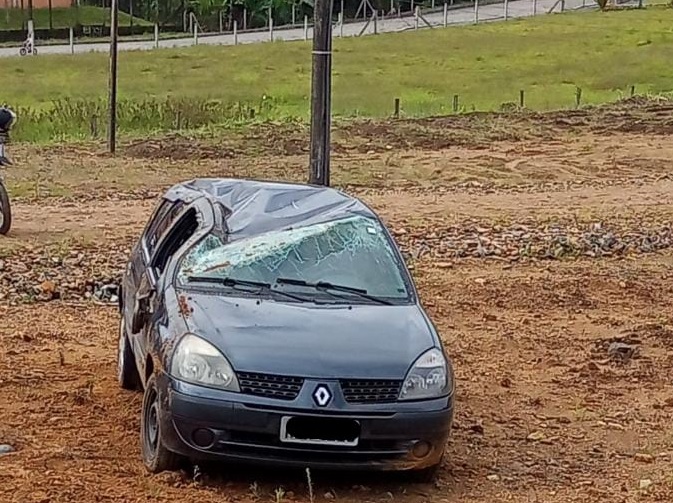 Carro Capota E Mata Idosa Que Caminhava Na Rua Dr Blumenau Em Indaial